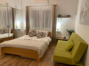 Golden Home 88